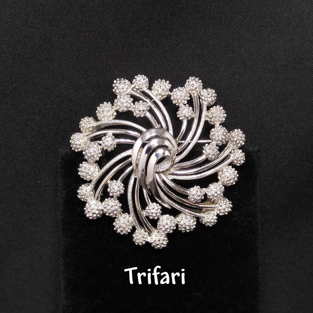 Vintage Crown Trifari Swirl Brooch Silver Tone Mid Century Pin
